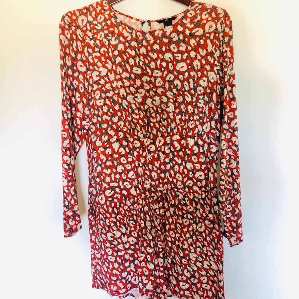 *NEVER WORN* Floral Romper